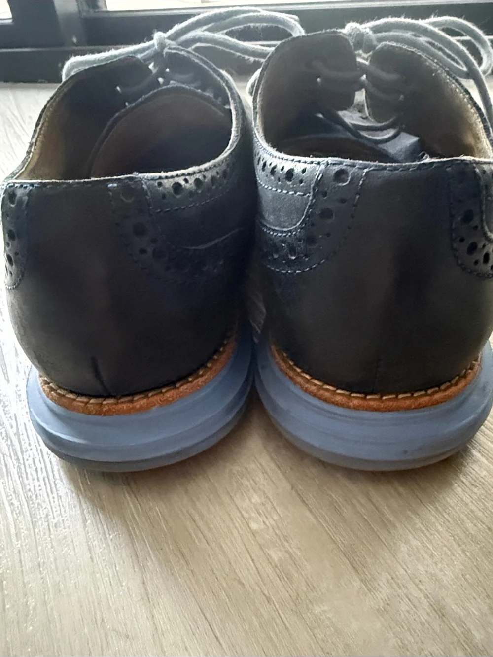Cole Haan men's Wingtip Derby Shoes - Classic Brogue Style size 8.5